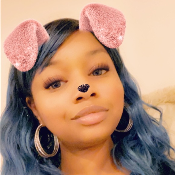 Meet your Posher, Ashley - Picture 1 of 1